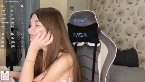 Snapshot of _cute_ice chatting on July 2026 06:05:01 AM _cute_ice online show from July 2026 06:05:01 AM