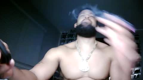 Snapshot of _da_d1ck_ chatting on December 2024 07:51:01 AM Da d1ck online show from December 2024 07:51:01 AM