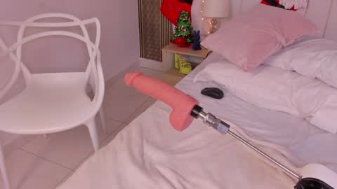 Dakota online show from December 2024 09:48:01 PM