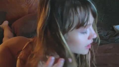 Snapshot of _demi_dee_ chatting on February 2025 05:07:01 PM DemiDee online show from February 2025 05:07:01 PM