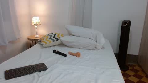 Diana online show from February 2025 05:37:01 AM