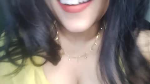 Snapshot of _dreamgirl_0 chatting on April 2026 12:40:02 PM _dreamgirl_0 online show from April 2026 12:40:02 PM