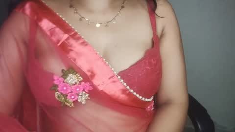 Snapshot of _dreamgirl_0 chatting on April 2026 09:58:01 AM _dreamgirl_0 online show from April 2026 09:58:01 AM