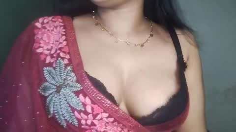 Snapshot of _dreamgirl_0 chatting on May 2026 10:20:02 AM _dreamgirl_0 online show from May 2026 10:20:02 AM