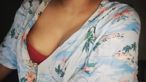Snapshot of _dreamgirl_0 chatting on June 2026 11:57:02 PM _dreamgirl_0 online show from June 2026 11:57:02 PM