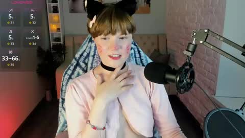 Luna    online show from June 2026 08:42:02 PM