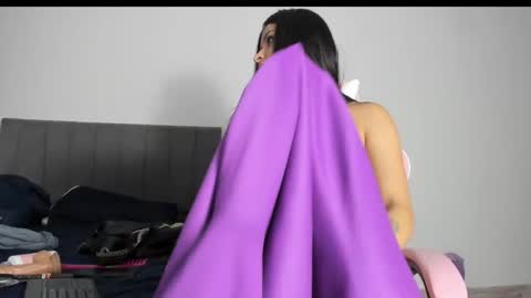 Snapshot of _elektrah chatting on December 2024 11:24:02 PM _elektrah online show from December 2024 11:24:02 PM