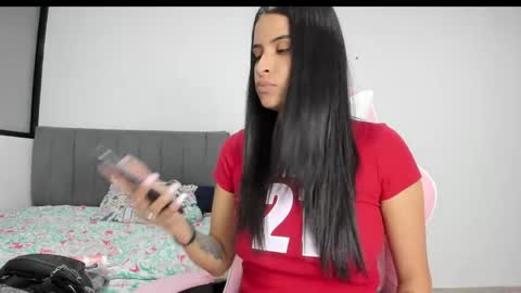 Snapshot of _elektrah chatting on February 2025 09:52:02 PM _elektrah online show from February 2025 09:52:02 PM