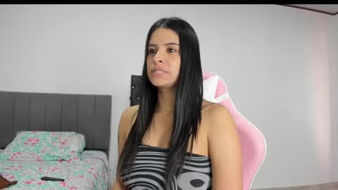 Snapshot of _elektrah chatting on February 2025 09:11:02 PM _elektrah online show from February 2025 09:11:02 PM