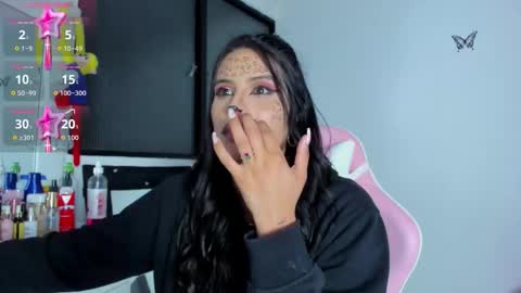 Snapshot of _elektrah chatting on October 2025 01:28:01 AM _elektrah online show from October 2025 01:28:01 AM