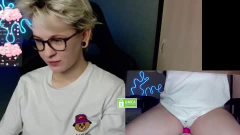 chloue and Gretta online show from December 2025 07:01:02 PM