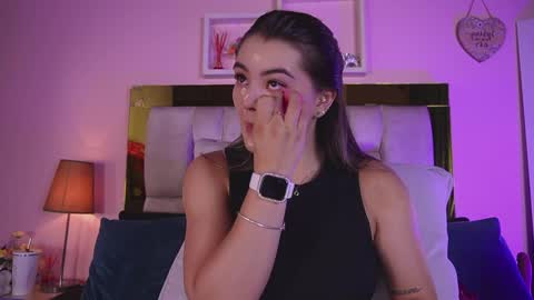 Isabella online show from June 2026 12:06:02 PM