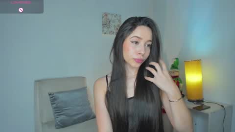 Snapshot of _emma_m chatting on December 2024 10:52:02 PM emma morryson online show from December 2024 10:52:02 PM