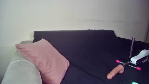 Emma Sugar online show from July 2026 07:40:02 PM