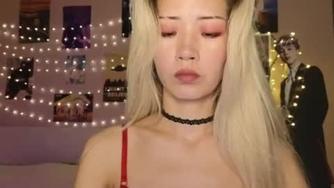 EveEva online show from July 2026 03:09:02 AM