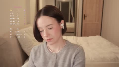 Essie  online show from March 2026 05:59:01 PM