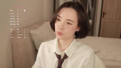 Essie  online show from March 2026 05:28:01 PM