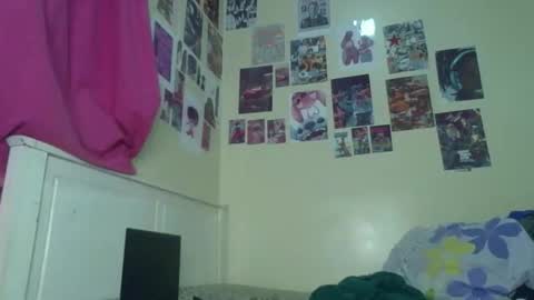 Snapshot of _flirtyfever chatting on April 2026 05:32:02 PM Fever online show from April 2026 05:32:02 PM