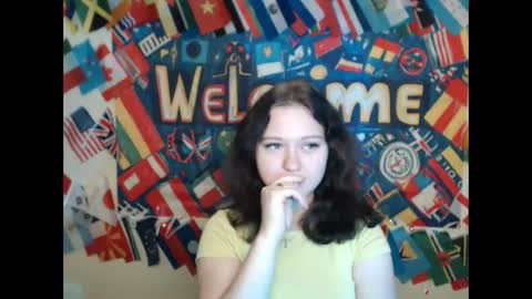 Snapshot of _foxy_lady chatting on October 2025 06:36:02 AM Alice online show from October 2025 06:36:02 AM