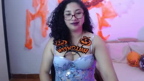 Gia Independent model online show from October 2025 10:59:02 AM