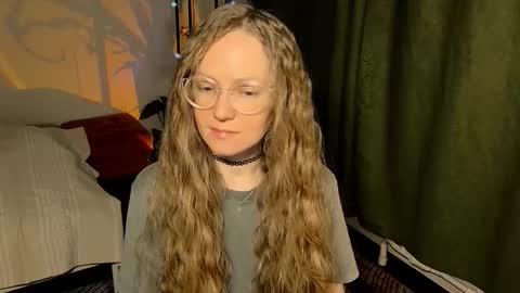 Snapshot of _goldilocks__ chatting on October 2025 04:48:01 PM _goldilocks__ online show from October 2025 04:48:01 PM