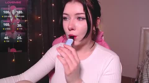 Snapshot of _gummybears_ chatting on March 2025 06:08:01 AM Tori online show from March 2025 06:08:01 AM