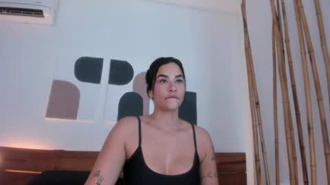Hanna johnson online show from July 2026 05:01:01 AM