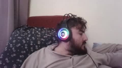  hasanhz.  online show from December 2025 08:00:02 AM