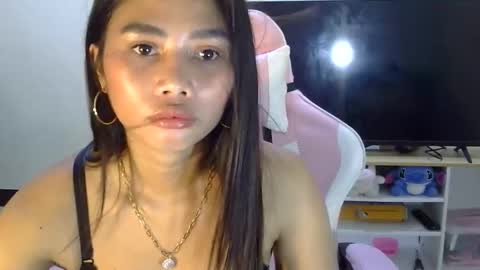 _hazumi online show from October 2025 04:07:02 PM