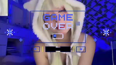 Snapshot of _heavenly_blue_ chatting on June 2026 05:12:01 AM Bluey online show from June 2026 05:12:01 AM