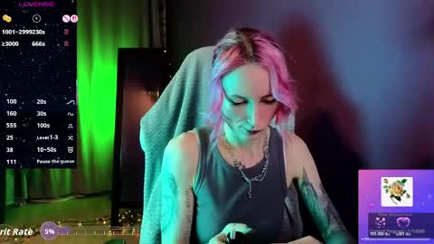 Snapshot of _helencarter chatting on April 2026 08:40:02 PM Helen Carter 3 Next stream 2330 MSC online show from April 2026 08:40:02 PM