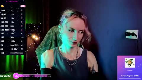 Snapshot of _helencarter chatting on May 2026 08:17:02 PM Helen Carter 3 Next stream 2330 MSC online show from May 2026 08:17:02 PM