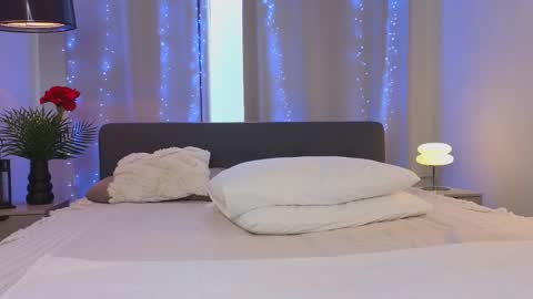 Holly online show from March 2025 10:18:02 AM