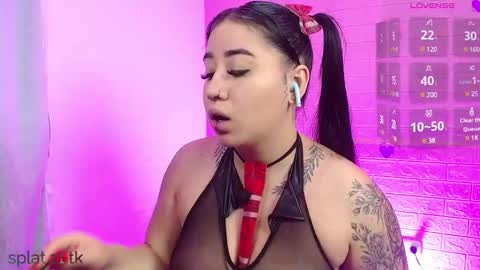 Snapshot of _hooly chatting on February 2025 11:45:02 AM CATALINA G online show from February 2025 11:45:02 AM