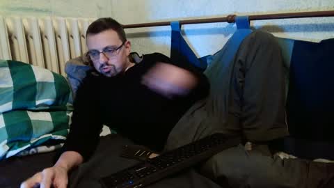 Manuel online show from January 2025 11:37:02 PM