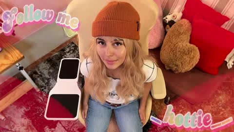 _hottie__ online show from January 2025 10:45:01 PM