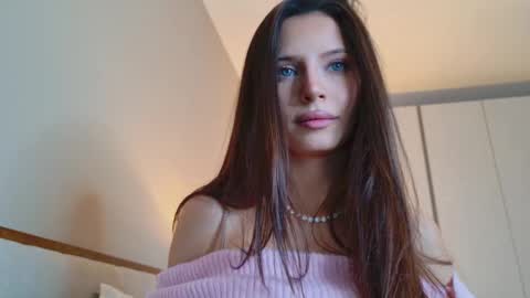 Snapshot of _isiah chatting on January 2026 05:48:02 PM isia online show from January 2026 05:48:02 PM