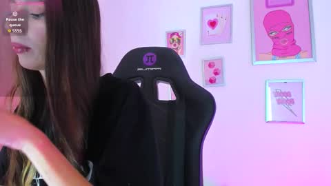 Ivanna online show from October 2025 01:05:01 AM