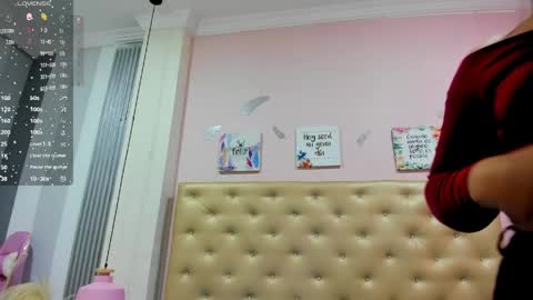 J A D E online show from April 2026 12:33:01 PM