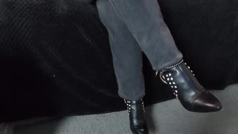 Miss Jade online show from December 2025 11:52:01 AM