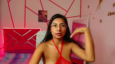 Snapshot of _jessi69_ chatting on February 2025 11:31:01 PM Jesica online show from February 2025 11:31:01 PM