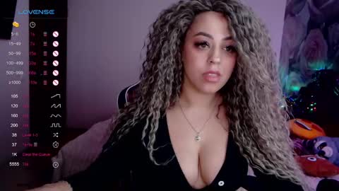 _just_a_queen_3 online show from January 2025 06:56:02 PM