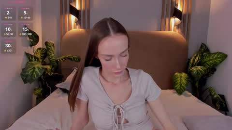 Kira online show from November 2025 07:31:01 AM