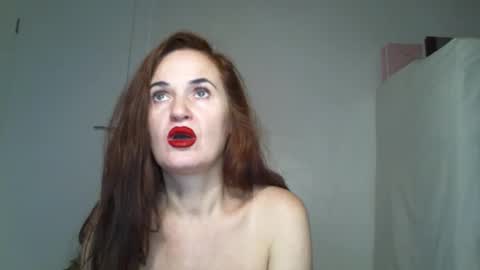 KAPELKA   online show from November 2025 08:19:02 PM