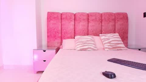 Kendall online show from November 2025 11:54:02 AM