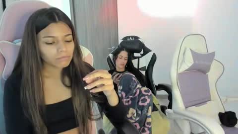 khloe sweet online show from December 2025 08:26:01 PM