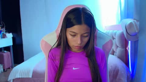 khloe sweet online show from April 2026 03:13:01 PM