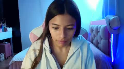 khloe sweet online show from April 2026 01:24:01 PM