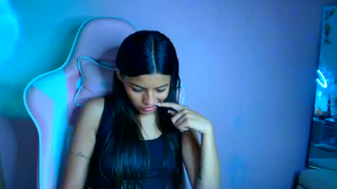 khloe sweet online show from July 2026 02:54:01 PM