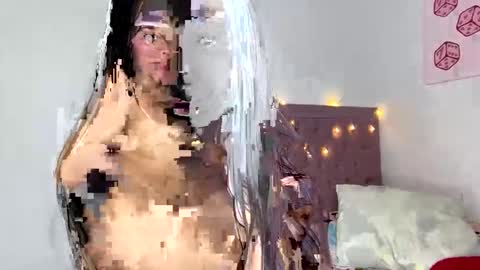 Snapshot of _khloexx chatting on February 2025 08:15:02 AM khloe online show from February 2025 08:15:02 AM